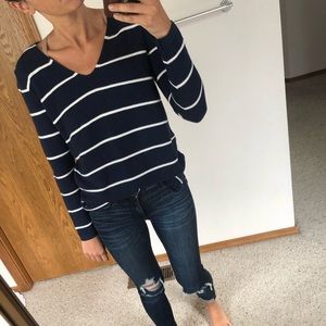 Old navy sweater